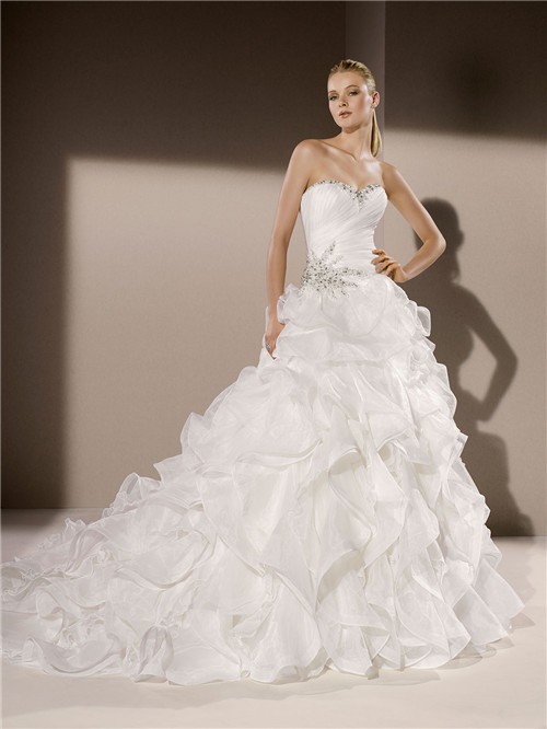 Ball Gown Sweetheart Neckline Organza Ruffle Crystal Beaded Wedding Dress Corset Back