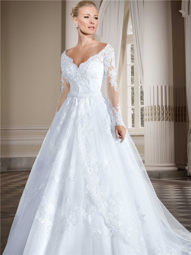 Beautiful Ball Gown Scalloped Neckline Long Sleeve Lace Wedding Dress With Belt 