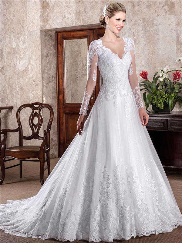 Classic A Line Scalloped Neckline Open Back Long Sleeve Lace Wedding Dress