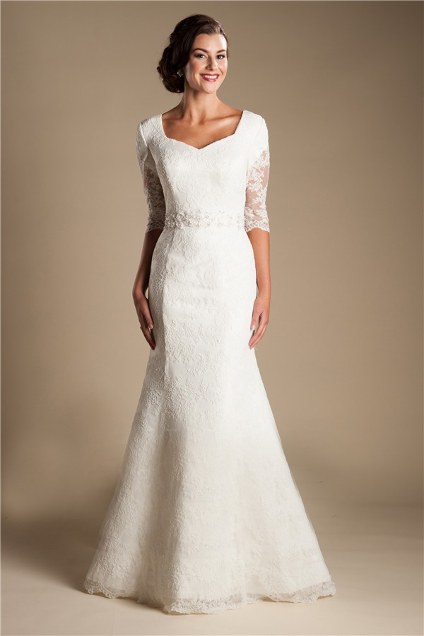 Modest Mermaid Short Sleeve Lace Wedding Dress With Buttons