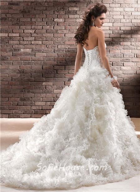 Royal Ball Gown Sweetheart Pleated Organza Ruffle Puffy Wedding Dress ...